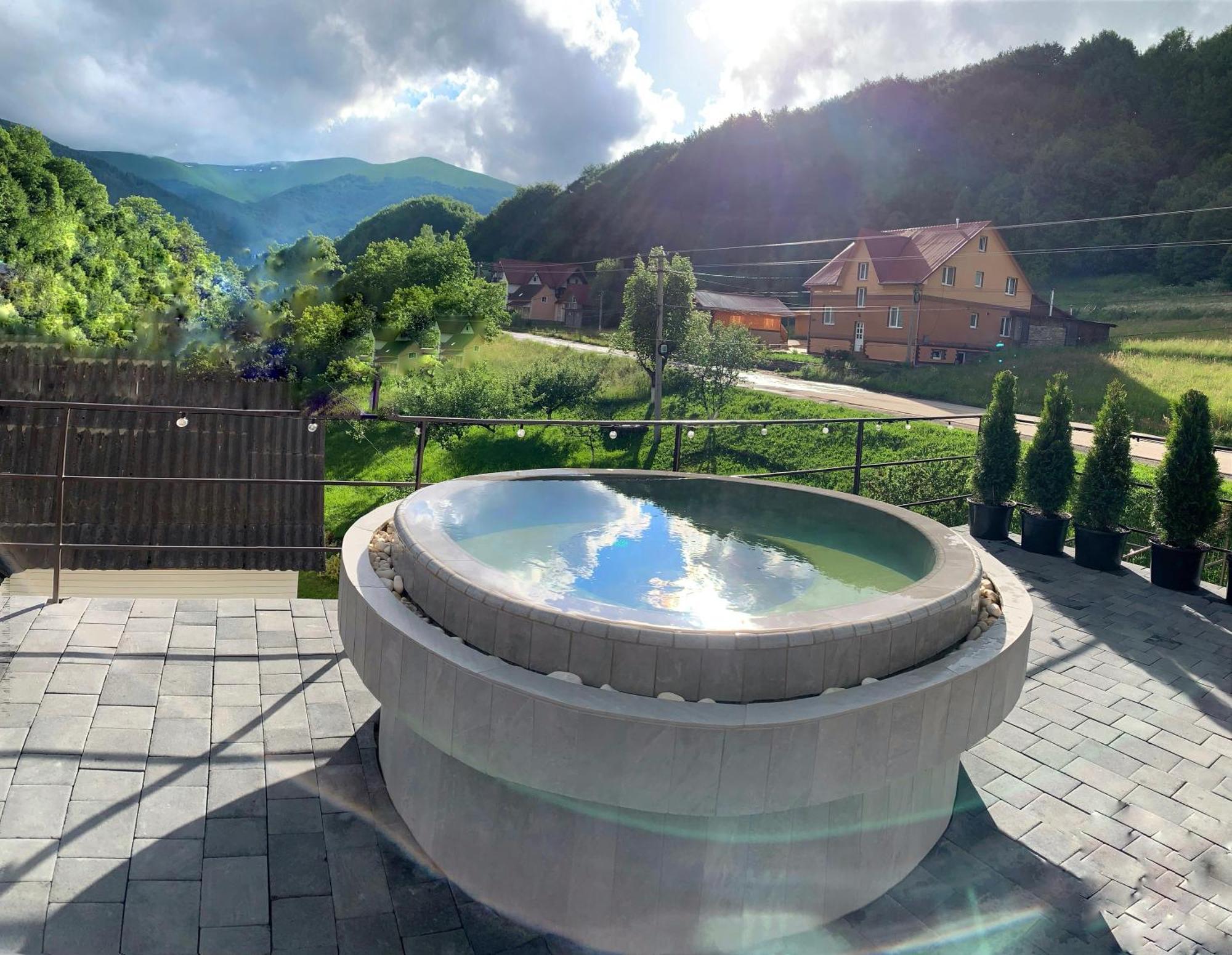 Mini Hotel Polonyna Pilipets Exterior photo